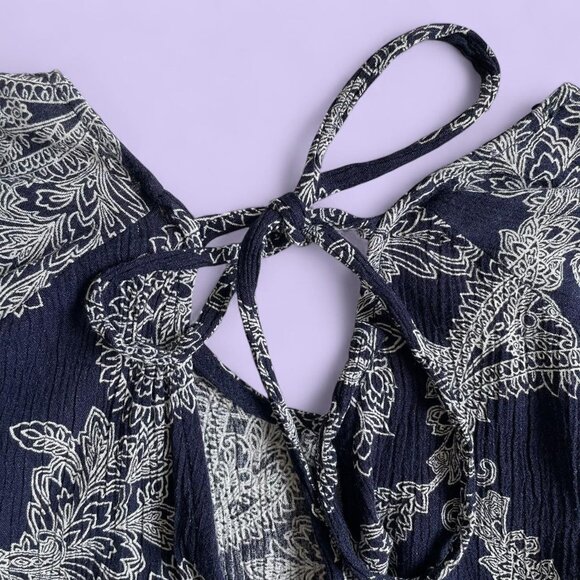 Paper Crane Navy & White Paisley Tie-Back Top – Size Medium - Picture 6 of 8